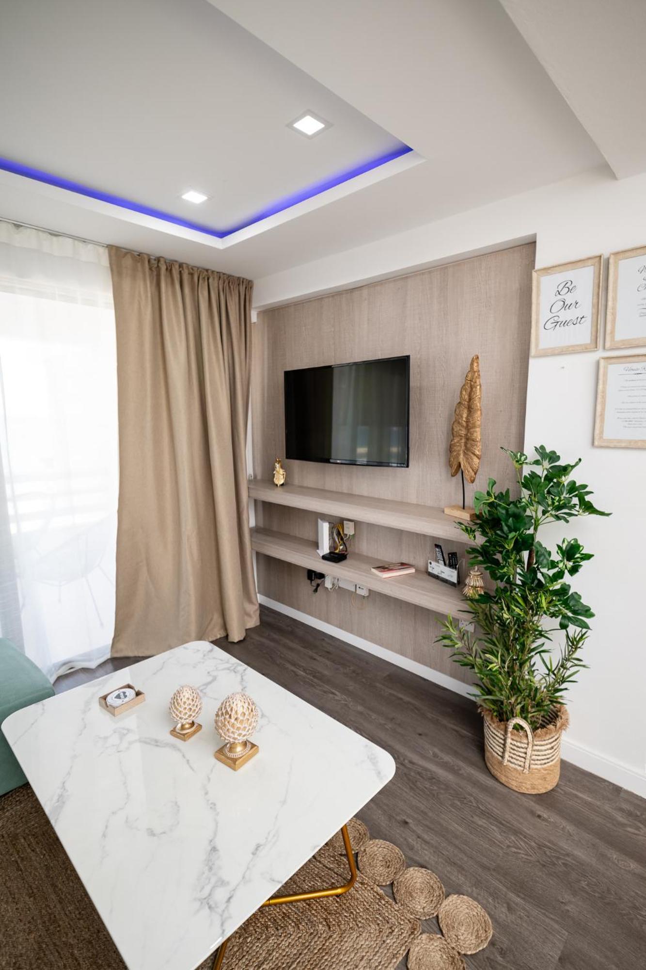 Lazuli Beachfront Apartment 144 Larnaca Exterior foto